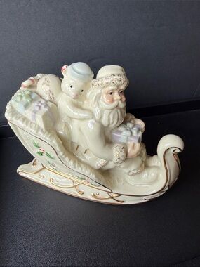 Vintage Lenox Santa “Petals and Pearls” with 24KT gold accents